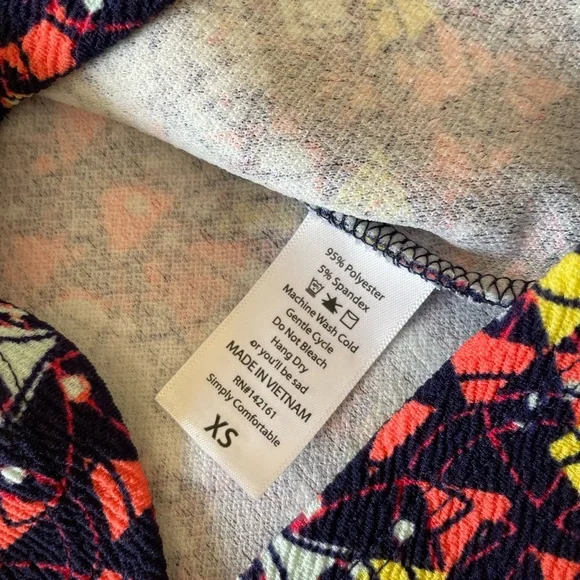 Lularoe Cassie skirt xs - Picture 3 of 5